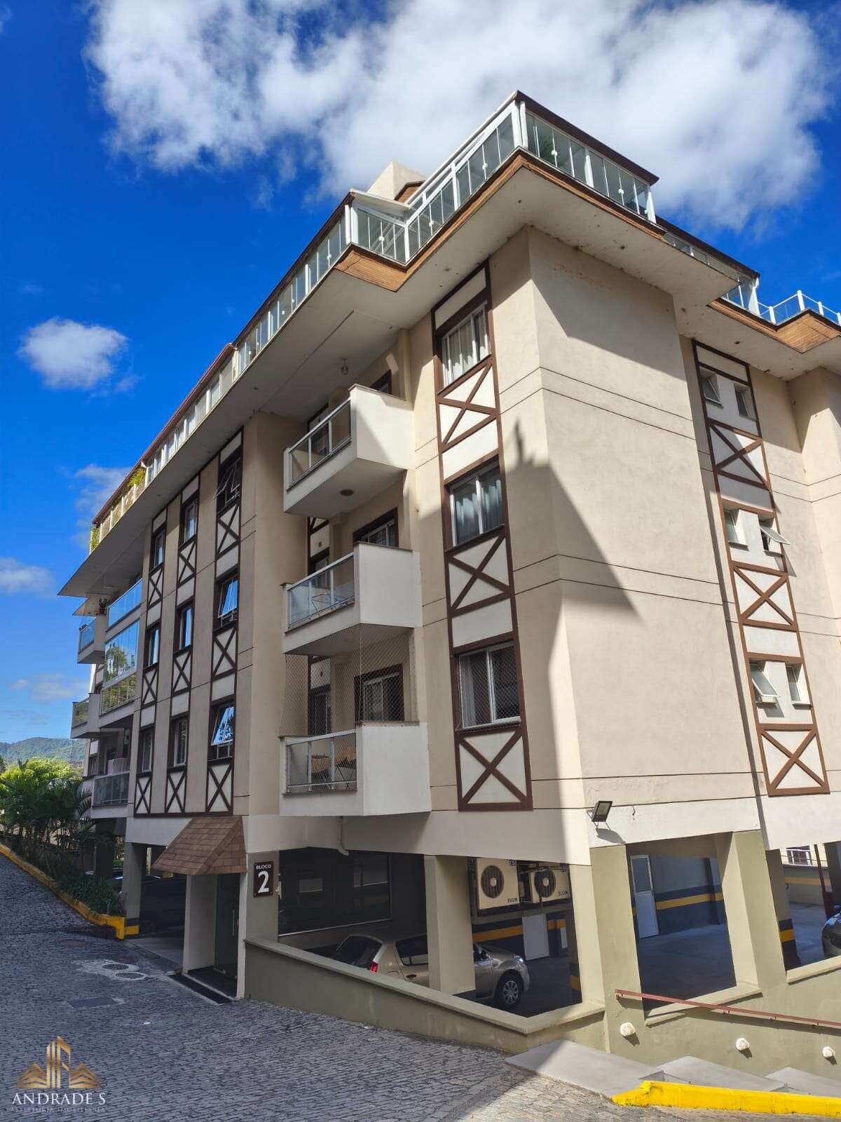 Apartamento | 2 quartos | 1 suíte | Bom Retiro | Teresópolis