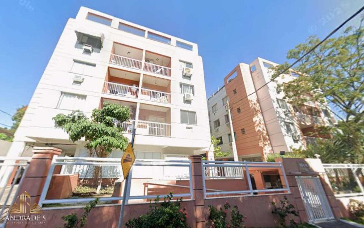 Apartamento | 71m² | 3 quartos | 1 suíte | Pechincha